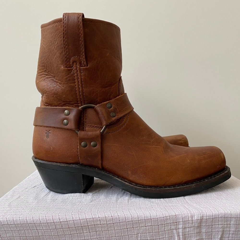 Frye Harness 8R